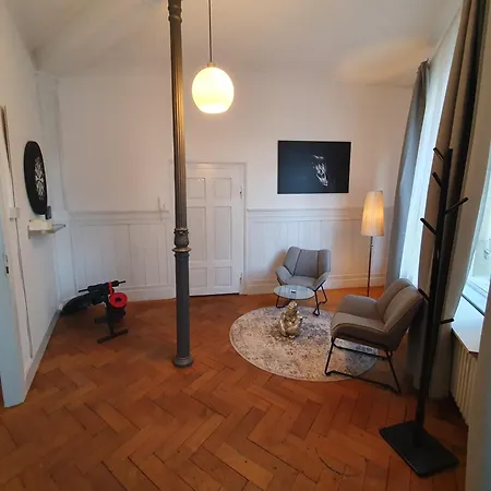Διαμέρισμα Grosszuegige 3 Altbau-ferienwohnung In Zentraler Lage